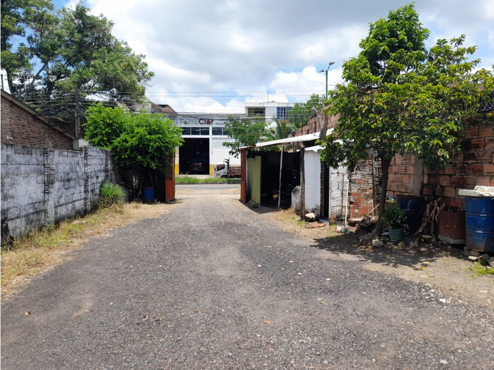 SE VENDE LOTE AMPLIO SOBRE LA CARRERA 23 EN YOPAL — foto 4