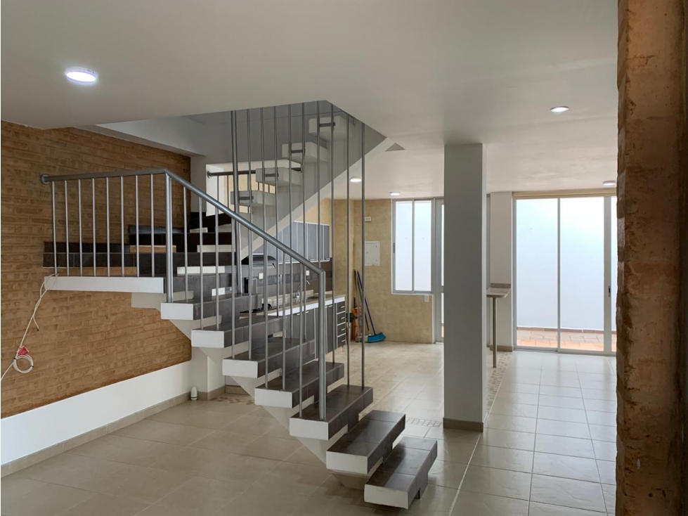 SE VENDE ESPECTACULAR CASA EN C/R VALLE DE GUARATAROS - 4