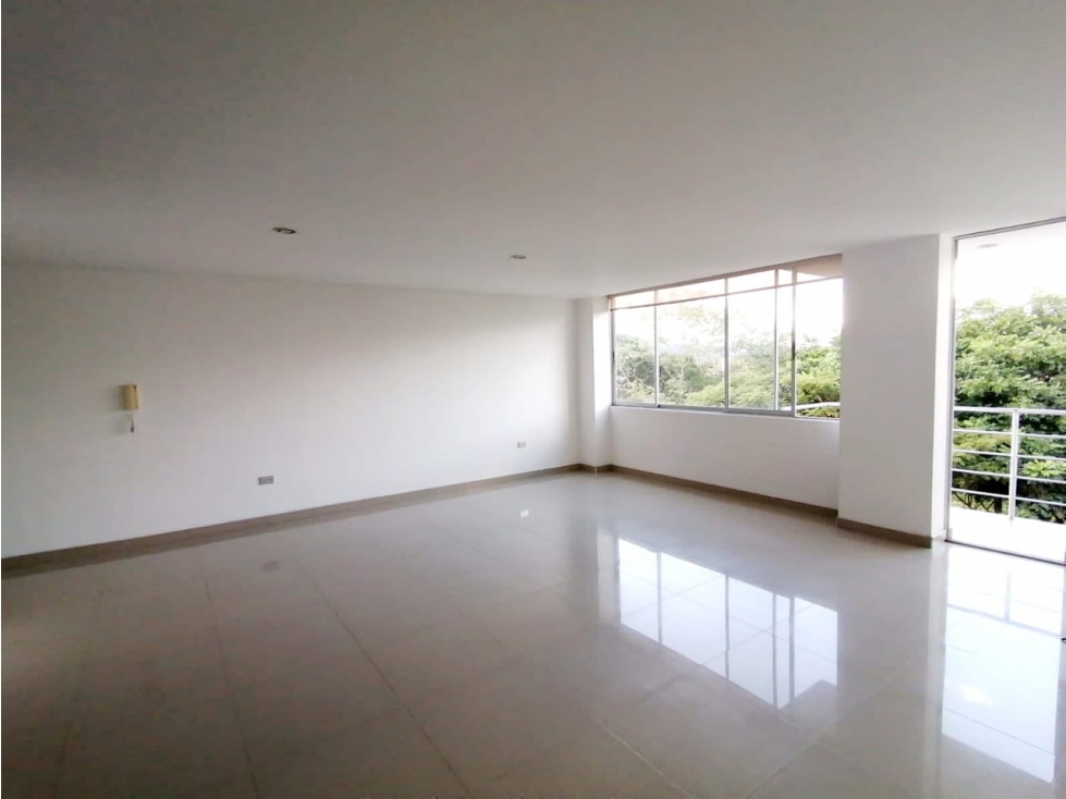 SE ARRIENDA MAGNÍFICO APARTAMENTO EN TORRE MOLINOS - 5