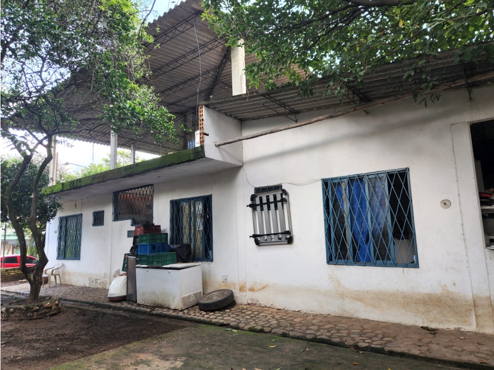 SE VENDE CASA LOTE DE 518 M2 EN BARRIO LAS PALMERAS YOPAL - 4