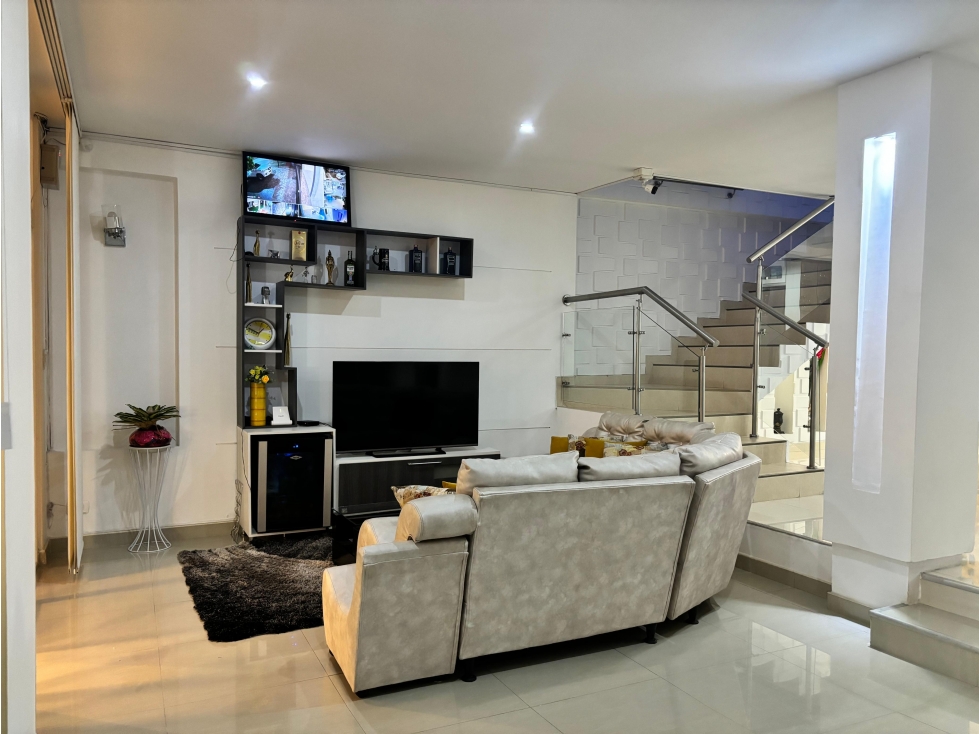 SE VENDE ESPECTACULAR CASA CALLE 35 N 24-39 - 4