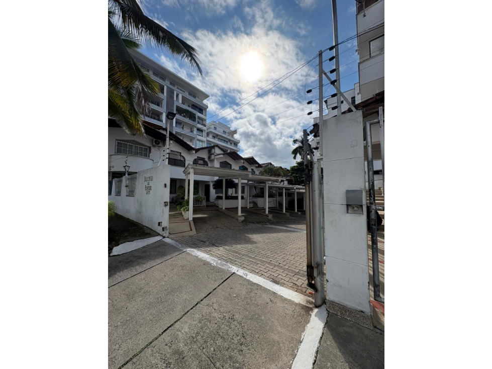 SE VENDE / SE ARRIENDA CASA EN BALCONES DE PARQUE