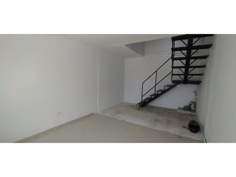 SE ARRIENDA APARTAMENTO EN SEGUNDO PISO BARRIO LUIS MARIA JIMENEZ - 6