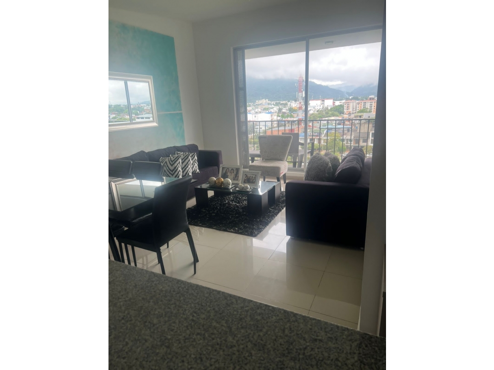 SE VENDE APARTAMENTO BALCONES DE FLOR AMARILLO - 3