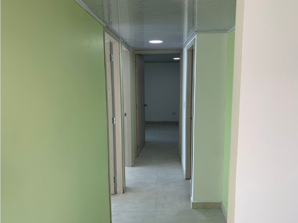 SE ARRIENDA ESPECTACULAR APARTAMENTO EN EDIFICIO ALTUA - 2