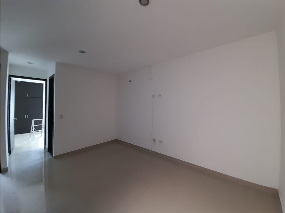 SE ARRIENDA APARTAMENTO EN CUARTO PISO EDIFICIO SAN SEBASTIAN - 5