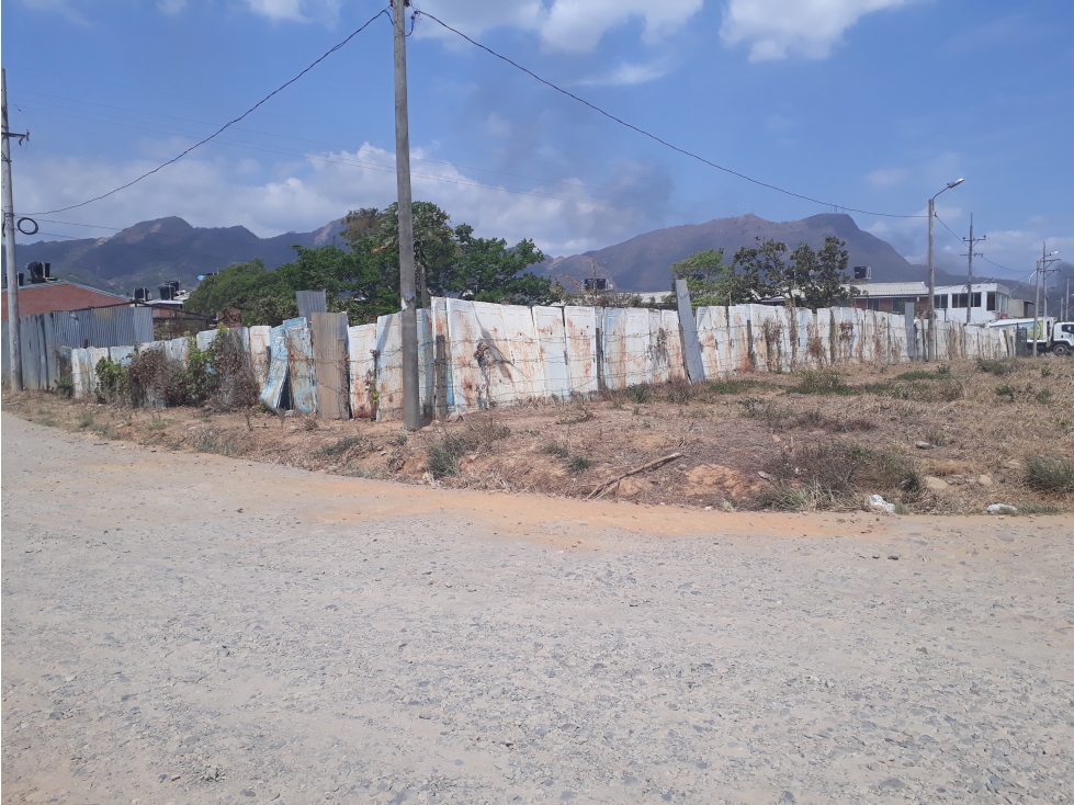 SE VENDE LOTE EN BOSQUES DE MANARE - 1