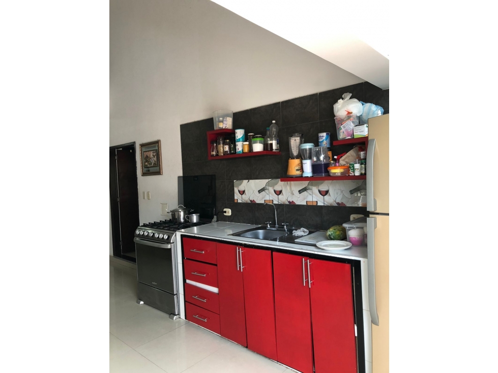 SE VENDE ESPECTACULAR CASA BARRIO VILLA NELY - 2