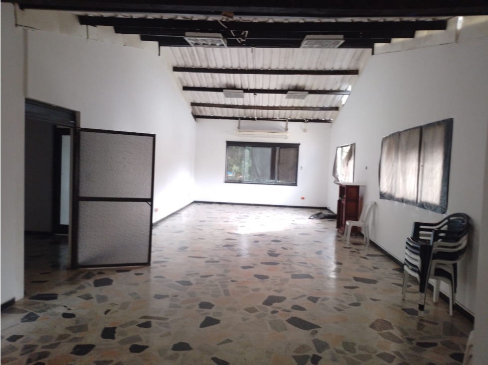 SE ARRIENDA / VENDE EXCELENTE BODEGA EN YOPAL - 6