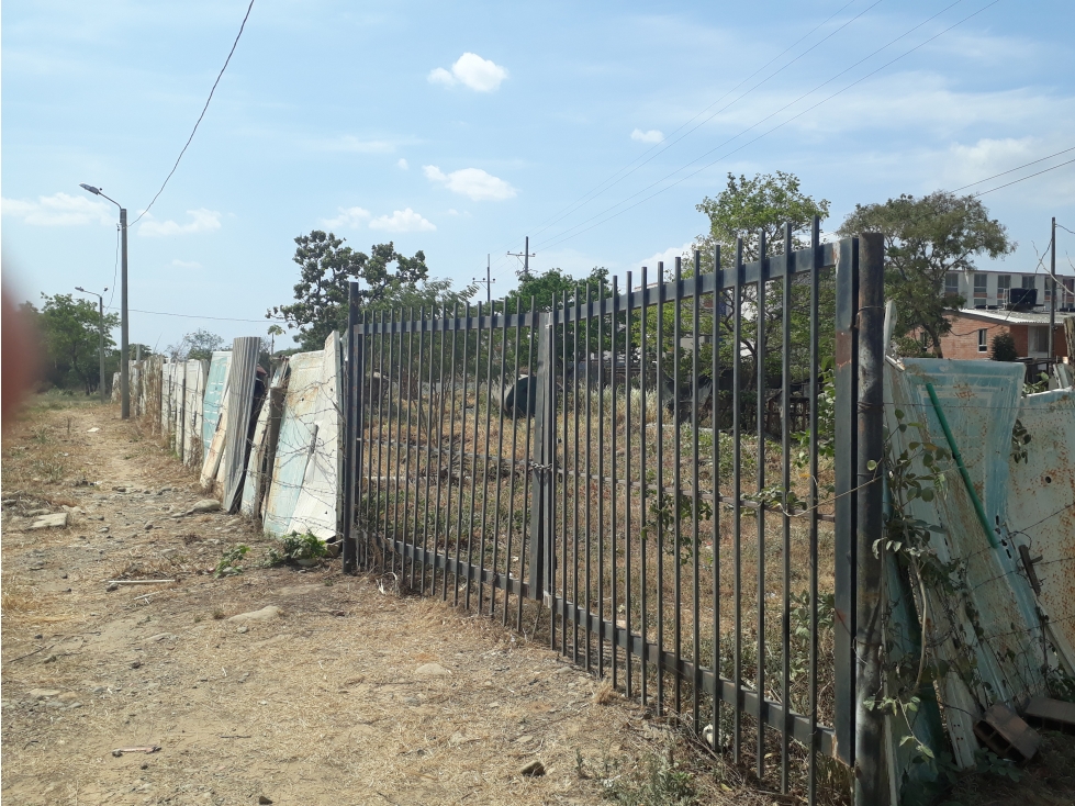 SE VENDE LOTE EN BOSQUES DE MANARE - 5