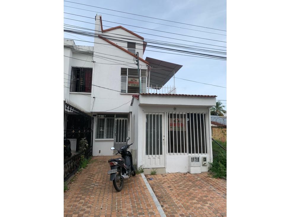 SE ARRIENDA CASA ZONA CENTRO YOPAL - CASANARE - 1