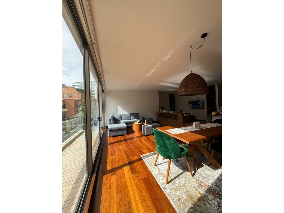 SE VENDE APARTAMETO EN EL REFUGIO 140M2