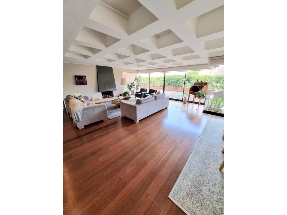 SE ARRIENDA APARTAMENTO EN LA CABRERA 258M2 + TERRAZA 240M2