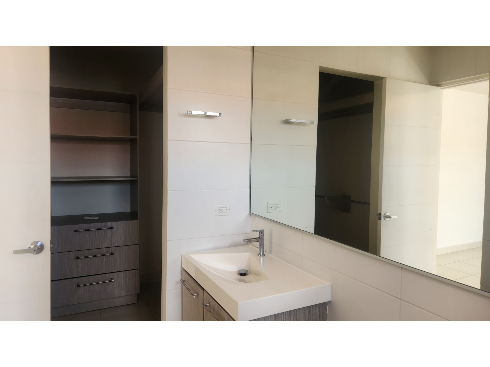 VENTA DE CASA PH VERSALLES OESTE LA CHORRERA — foto 6