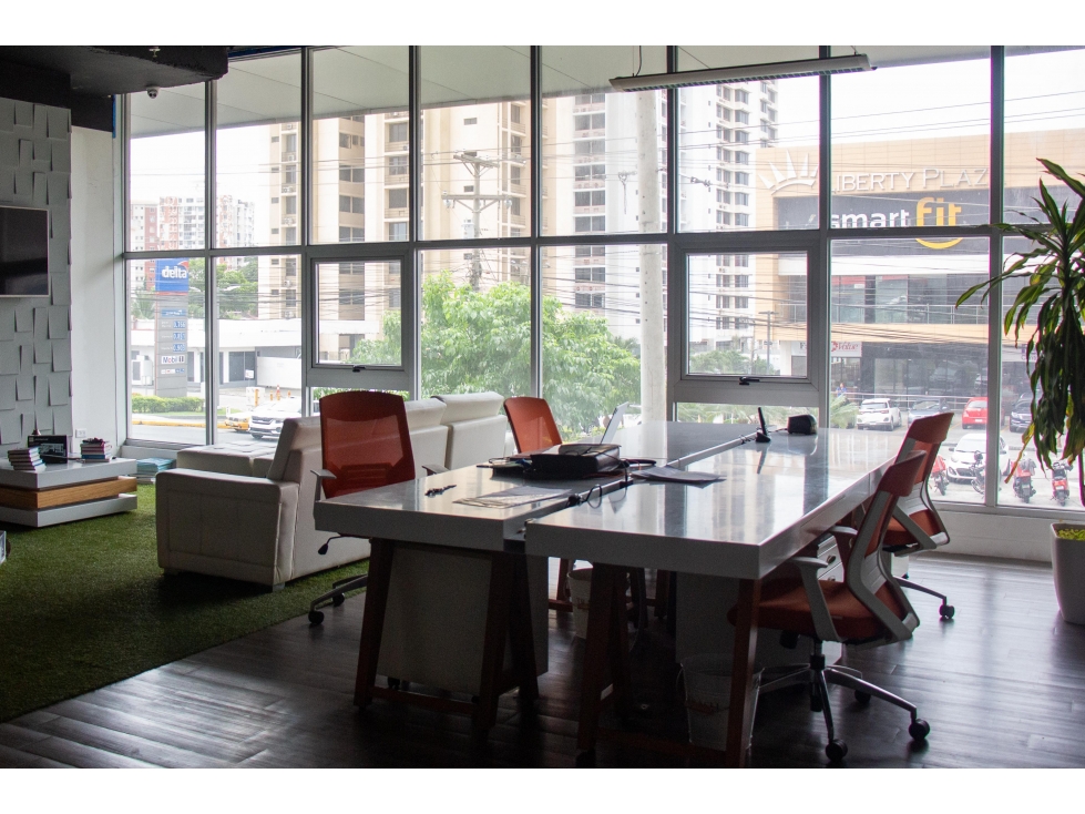 VENTA DE OFICINA EN VICTORIA HILLS, 12 OCTUBRE - 2