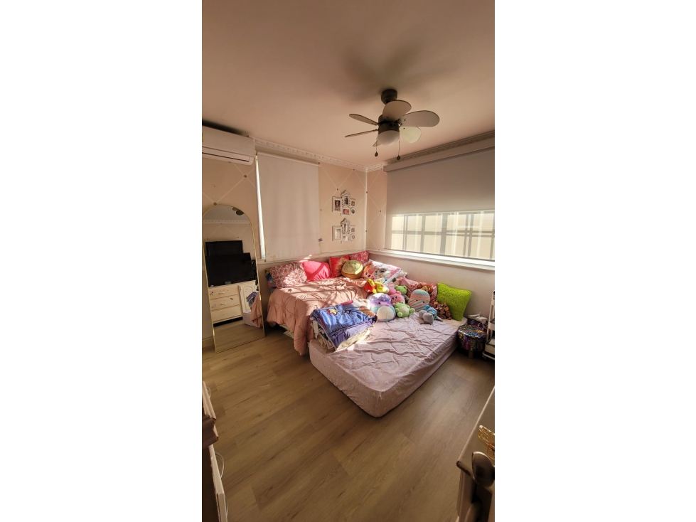 VENTA DE CASA EN CONDADO DEL REY, CRYSTAL SPRINGS — foto 3