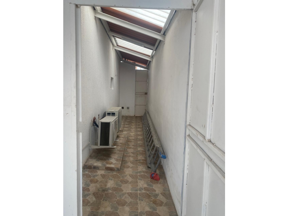 VENTA / ALQUILER DE CASA EN CHORRERA -MONTELIMAR - 6