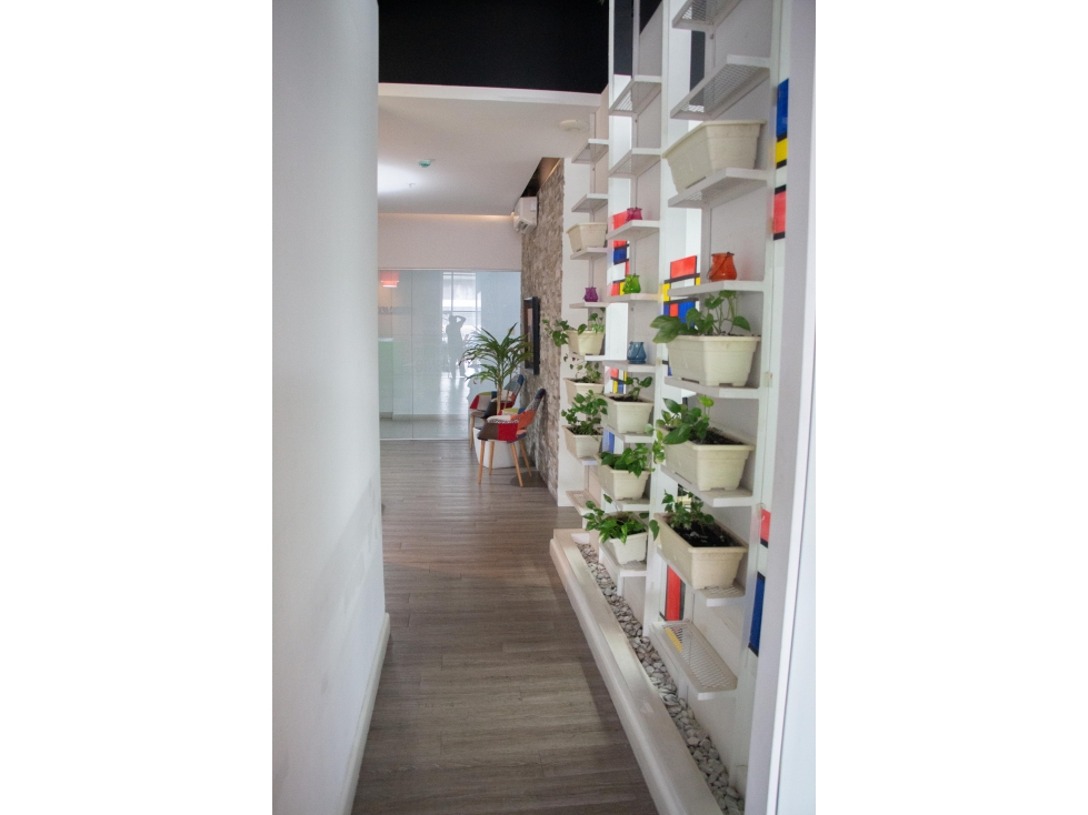 VENTA DE OFICINA EN VICTORIA HILLS, 12 OCTUBRE - 6