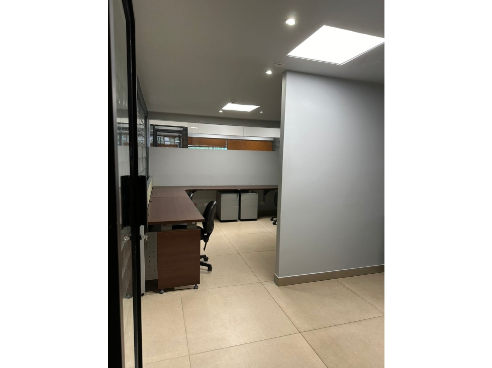 ALQUILER OFICINA MARBELLA AMOBLADA (DV) — foto 2