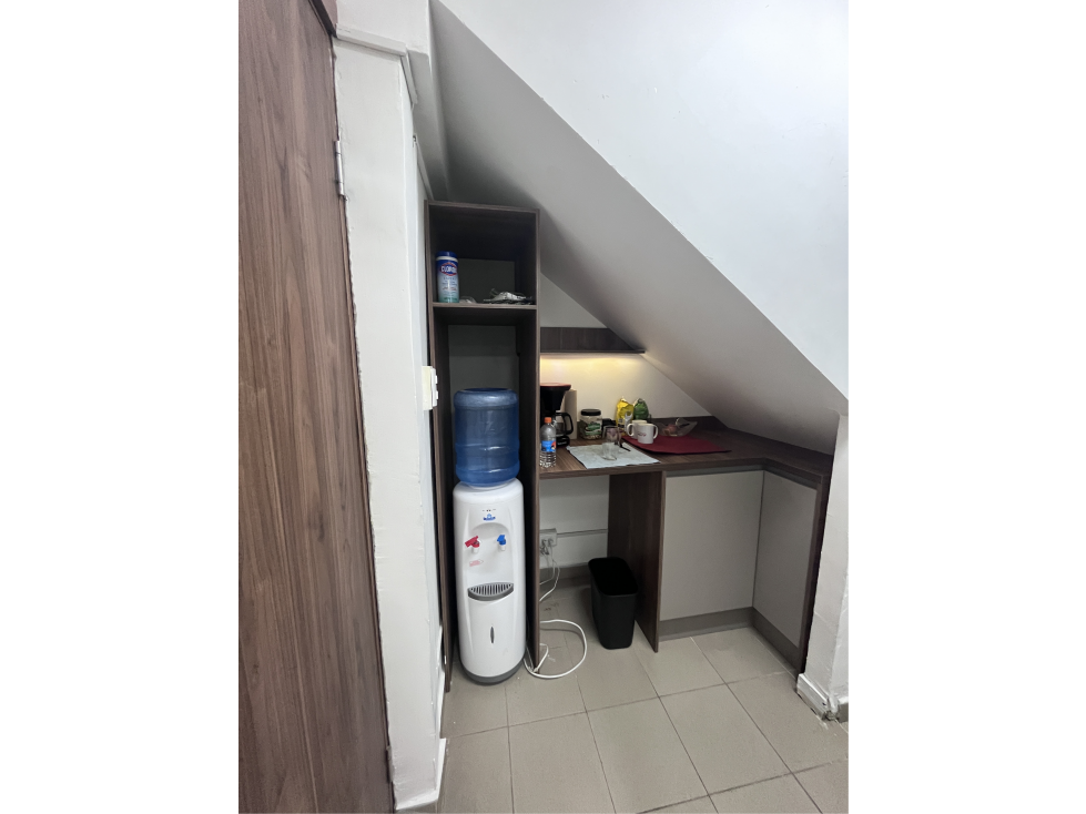 VENTA EDIFICIO DE OFICINAS CON GALERA EN LA BOCA, ANCON (CP) — foto 6