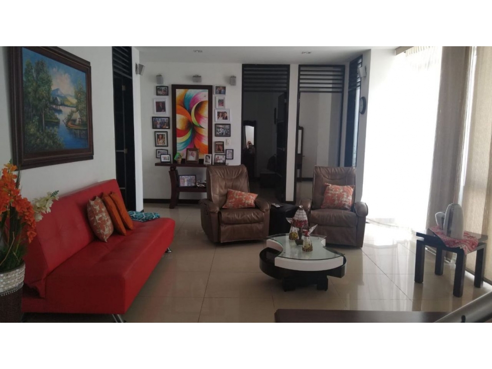 VENTA DE CASA ESQUINERA EN LAS MERCEDES PALMIRA
