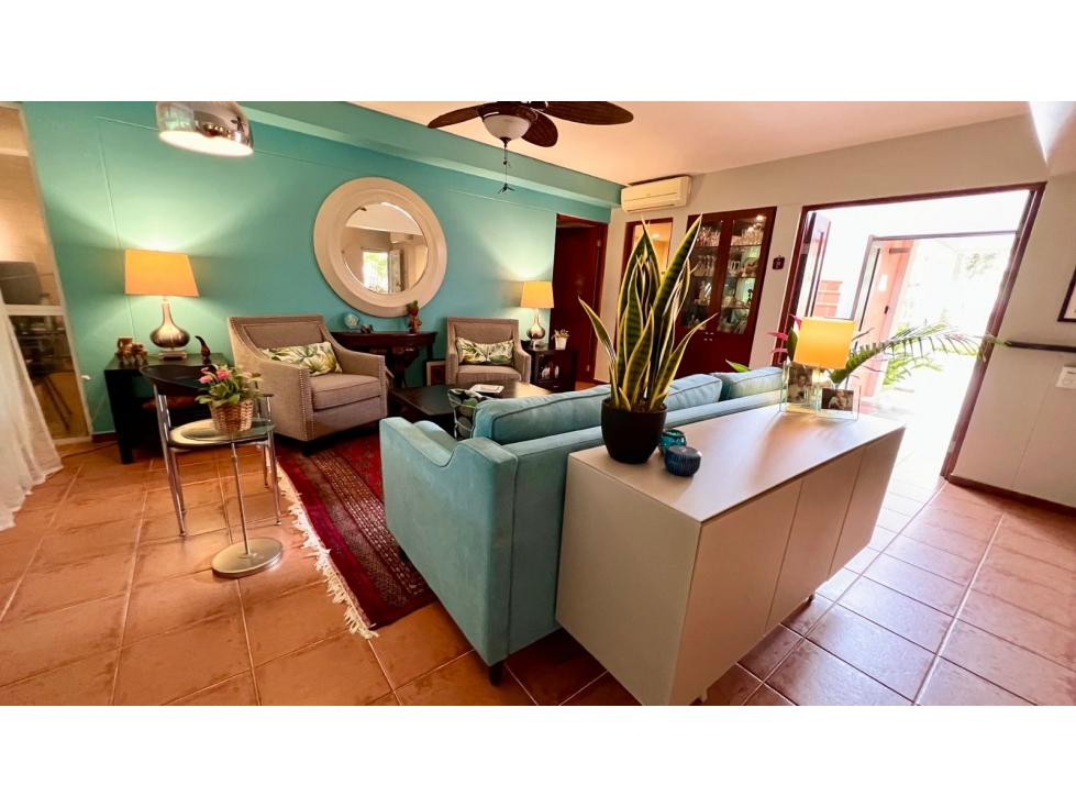 Beachfront Villa for Sale on the Pacific Coast, Panama - 2