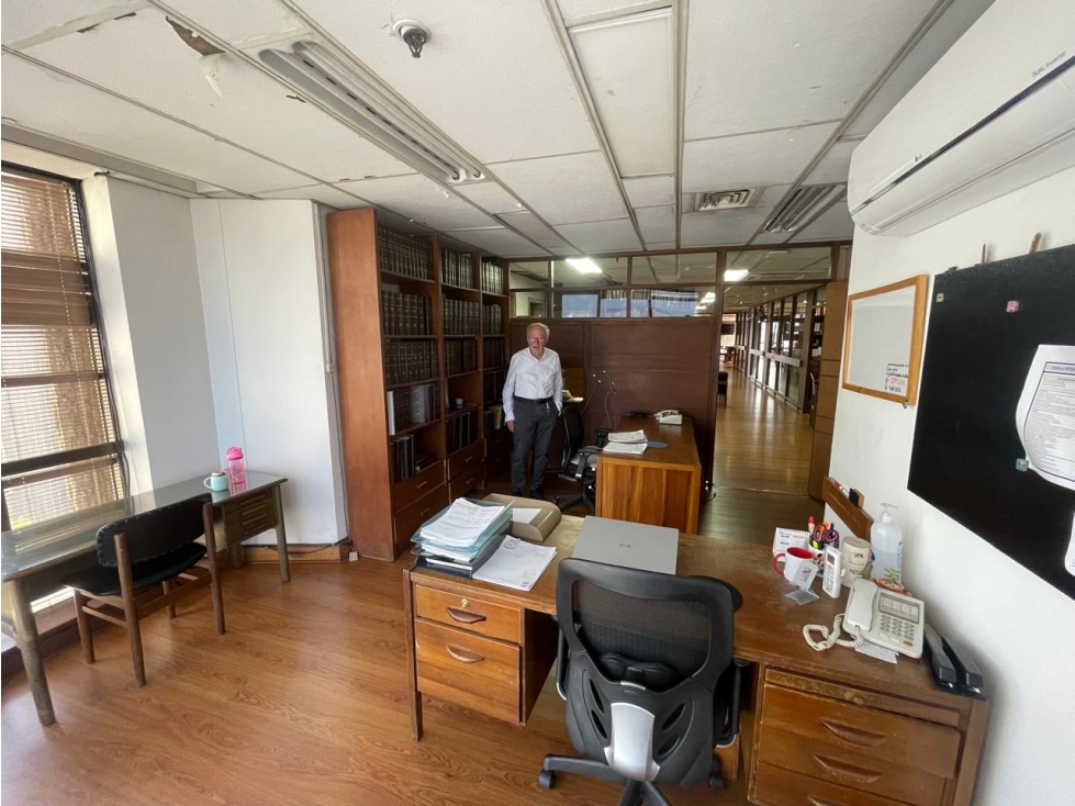 Venta de oficinas en el Centro de Medellín — foto 2