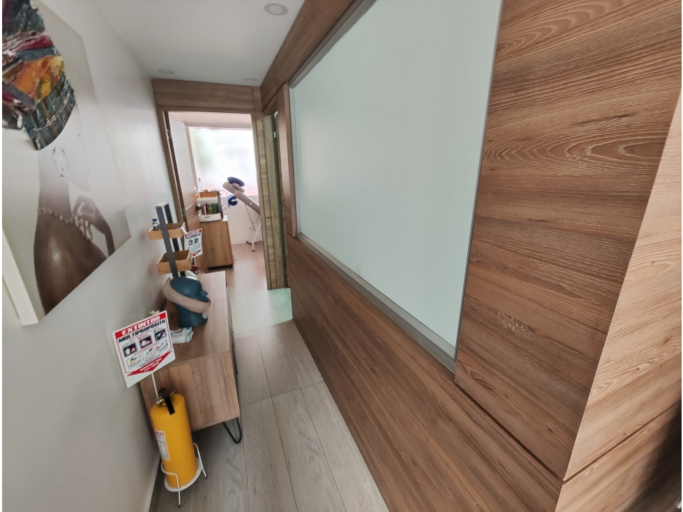 Se vende consultorio en Laureles — foto 6