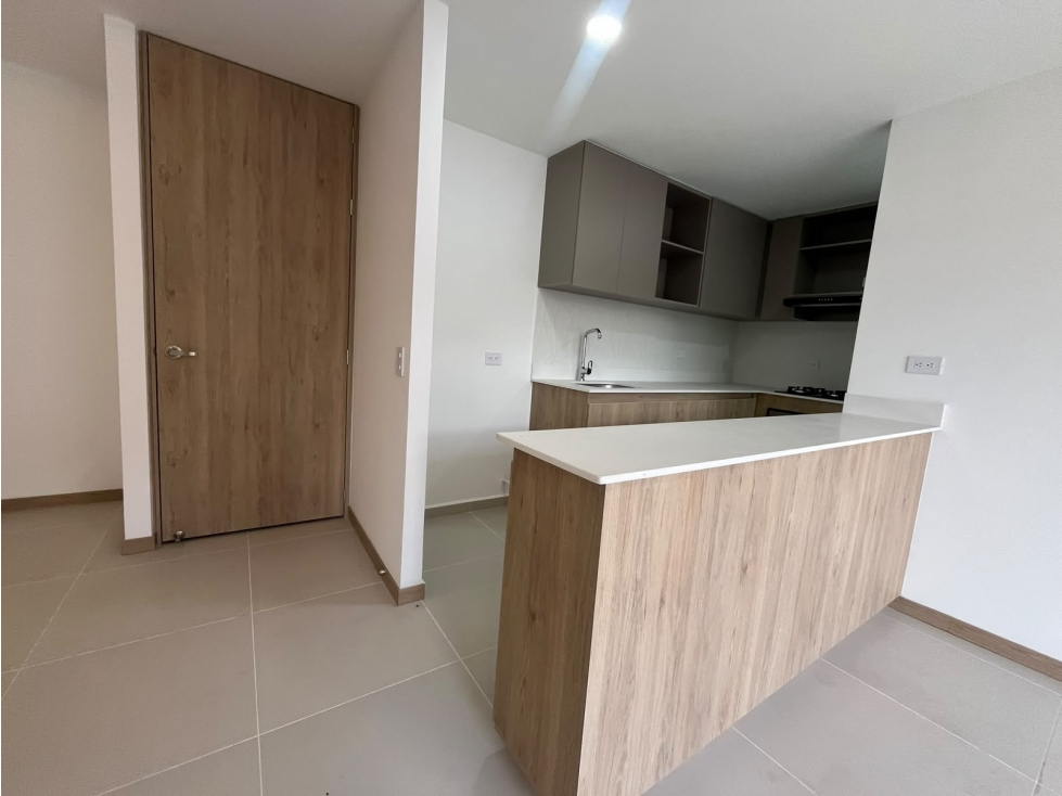 VENDO APARTAMENTO PARA ESTRENAR EN SABANETA - ZONA PLANA — foto 4
