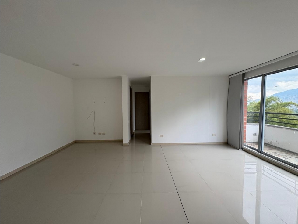 Apartamento con excelente vista a 5 minutos Arkadia y la Mota — foto 3