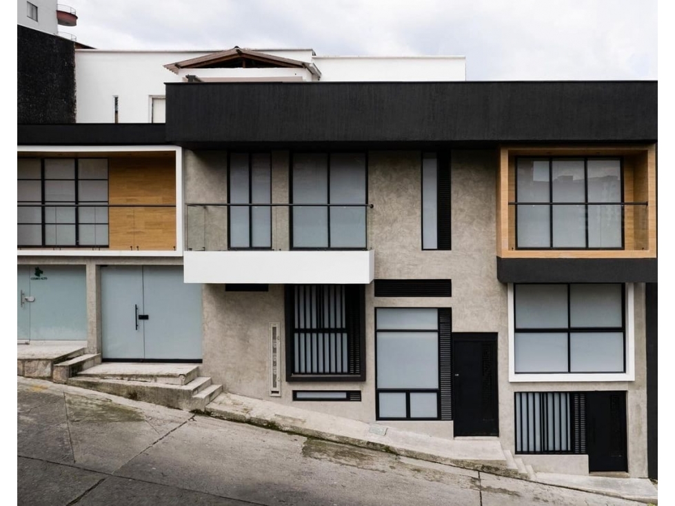 Venta de Hostal Sector Circunvalar.