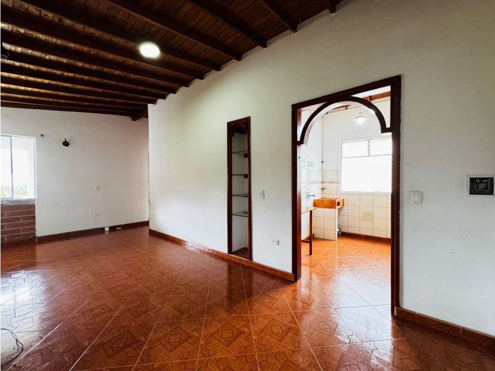 Venta de apartamento en unidad cerrada Itagüí