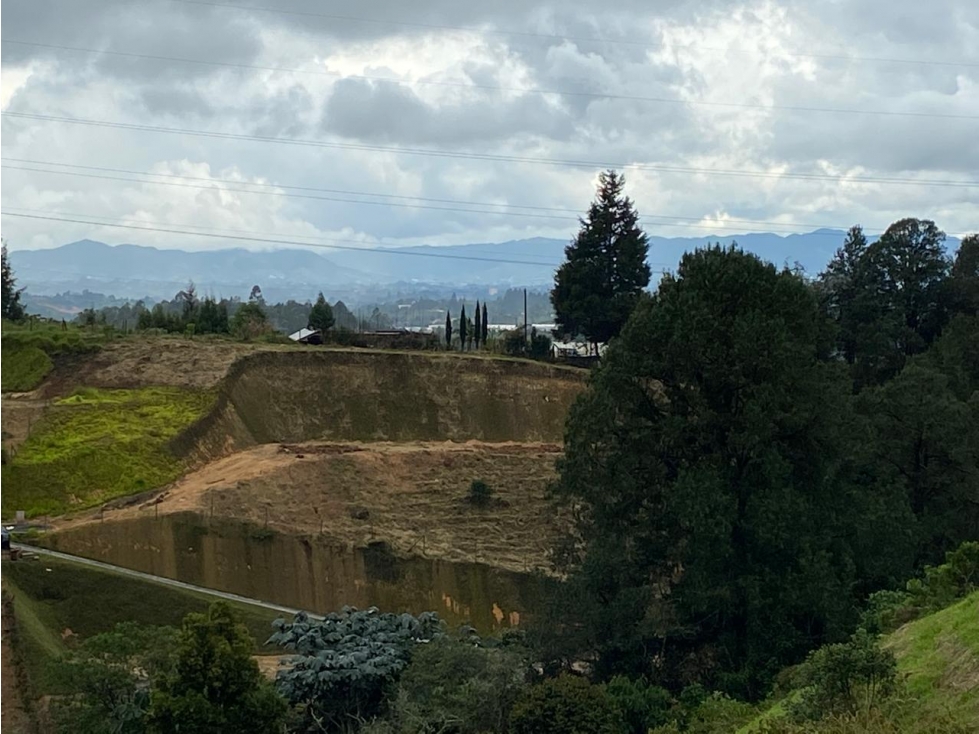 LOTE A LA VENTA CON VISTA PANORAMICA EN PARCELACION