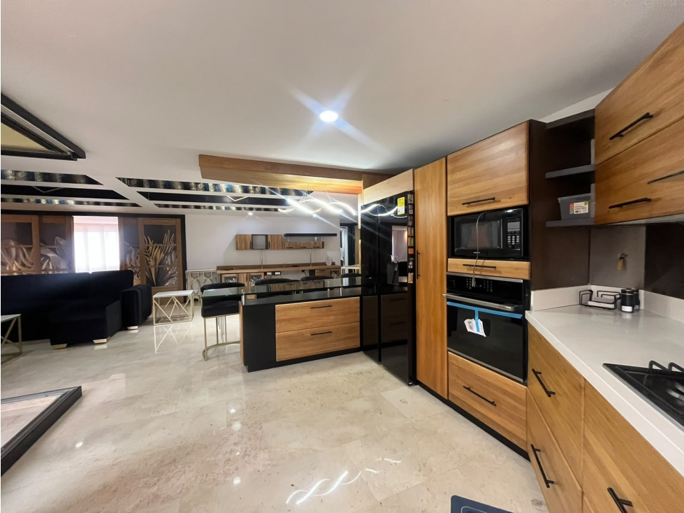 VENDO APARTAMENTO EN UNIDAD EN SABANETA CERCA AL PARQUE