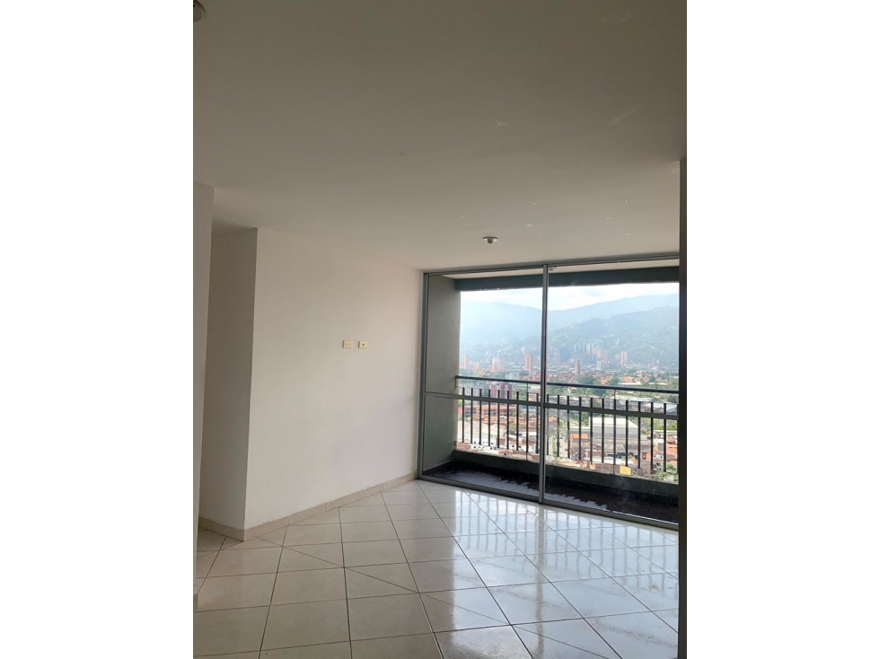 ¡Apartamento en San Gabriel, ItagüÃ, con preciosa vista!