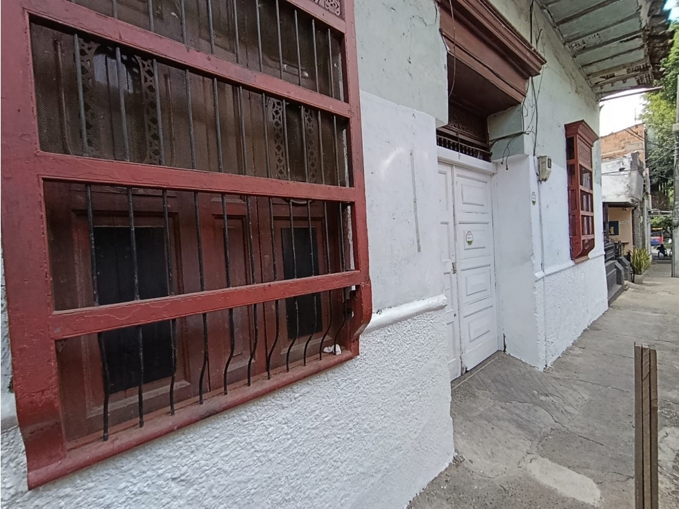 CASA LOTE EN VENTA, SECTOR LA AMERICA!