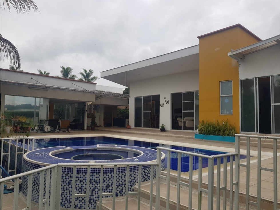 CASA CAMPESTRE EN VENTA COMBIA INVERSIÓN + RENTABILIDAD