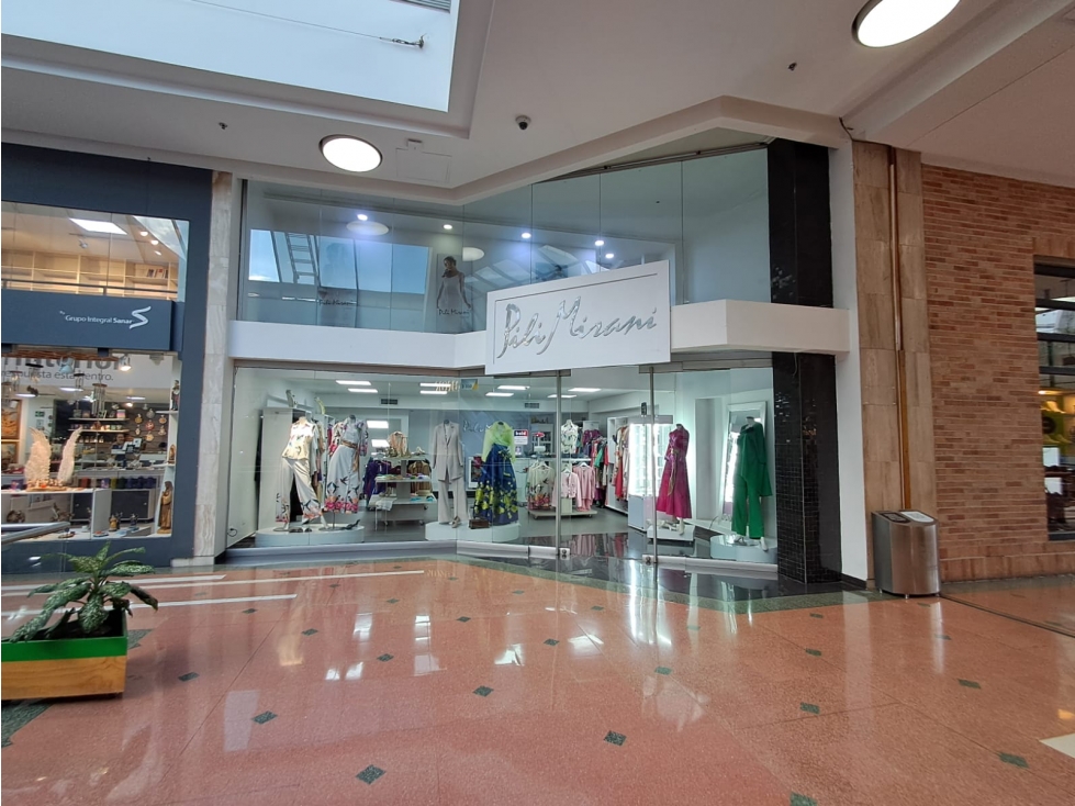 A la venta local en Laureles, sector Conquistadores