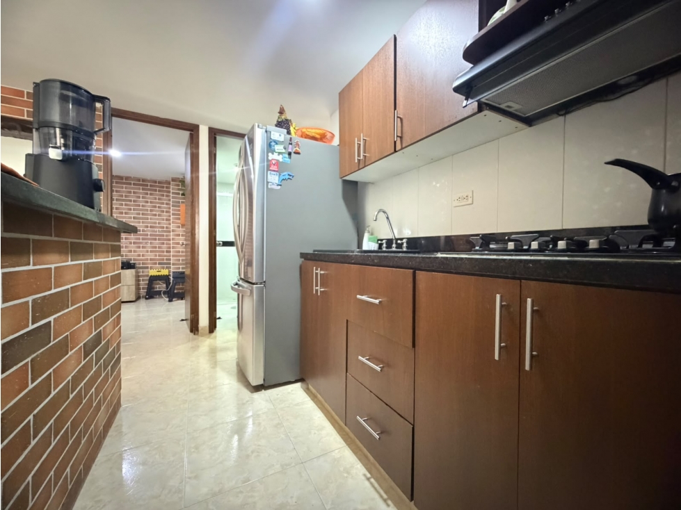 VENDO APARTAMENTO EN UNIDAD EN SABANETA - ZONA PLANA Y CENTRAL — foto 4