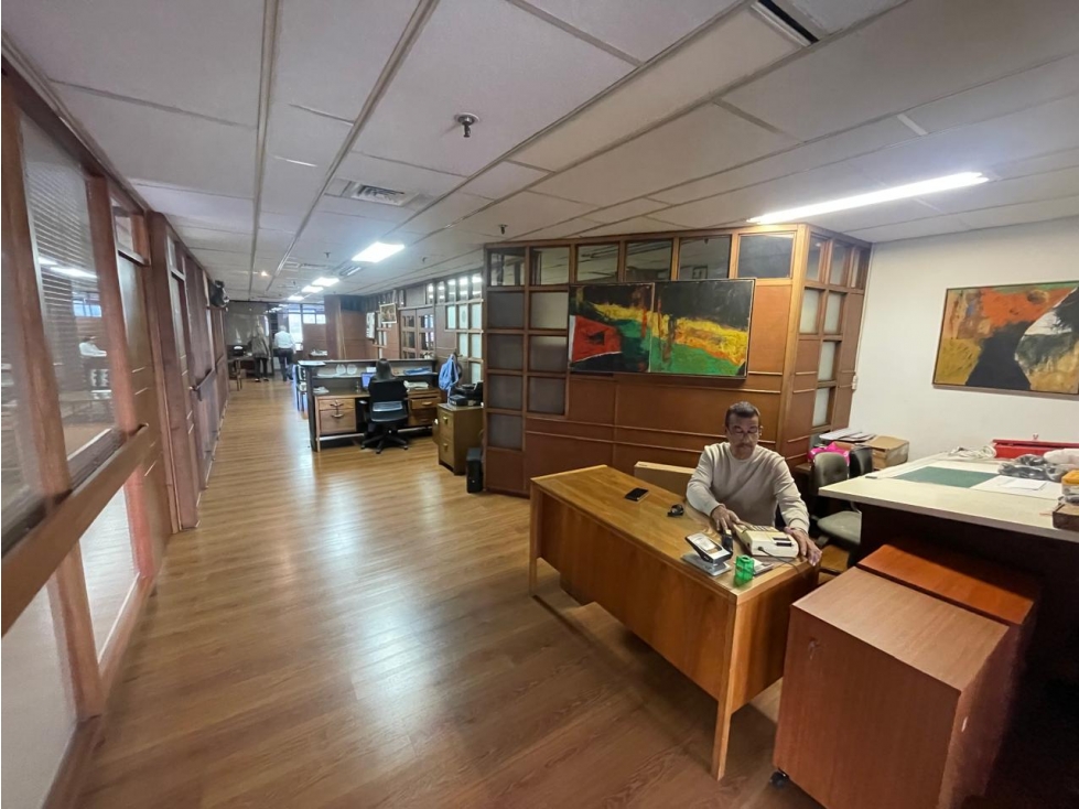 Venta de oficinas en el Centro de Medellín — foto 3