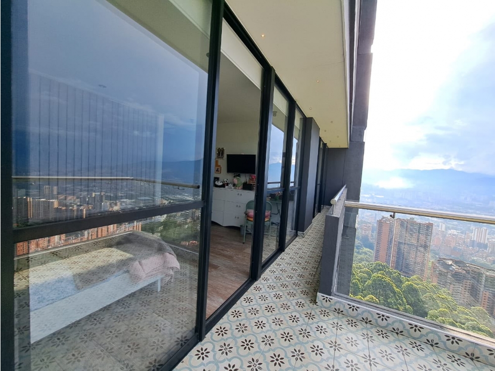 VENDO EXCLUSIVO APARTAMENTO EN SABANETA CON VISTA A LA CIUDAD — foto 5