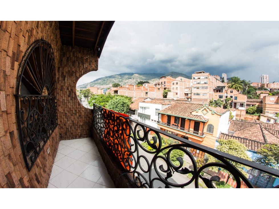 En venta casa en Prado Centro