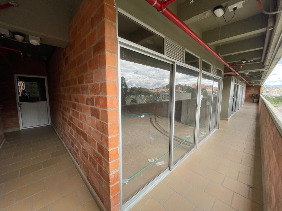 Oficina en obra gris a la venta sector de Rionegro - 2