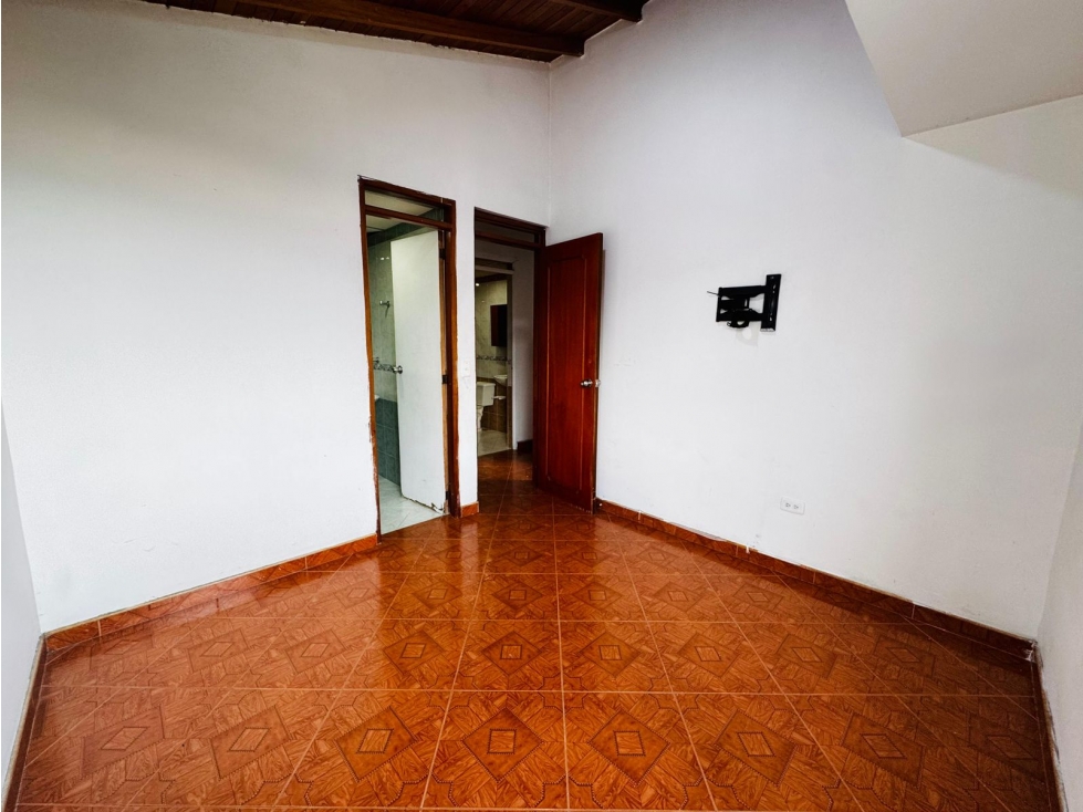 Venta de apartamento en unidad cerrada Itagüí — foto 5