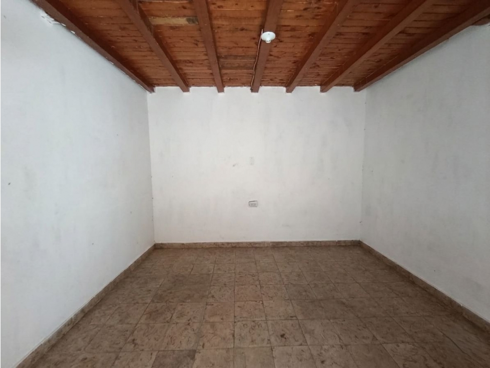 CASA LOTE EN VENTA, SECTOR LA AMERICA! — foto 2