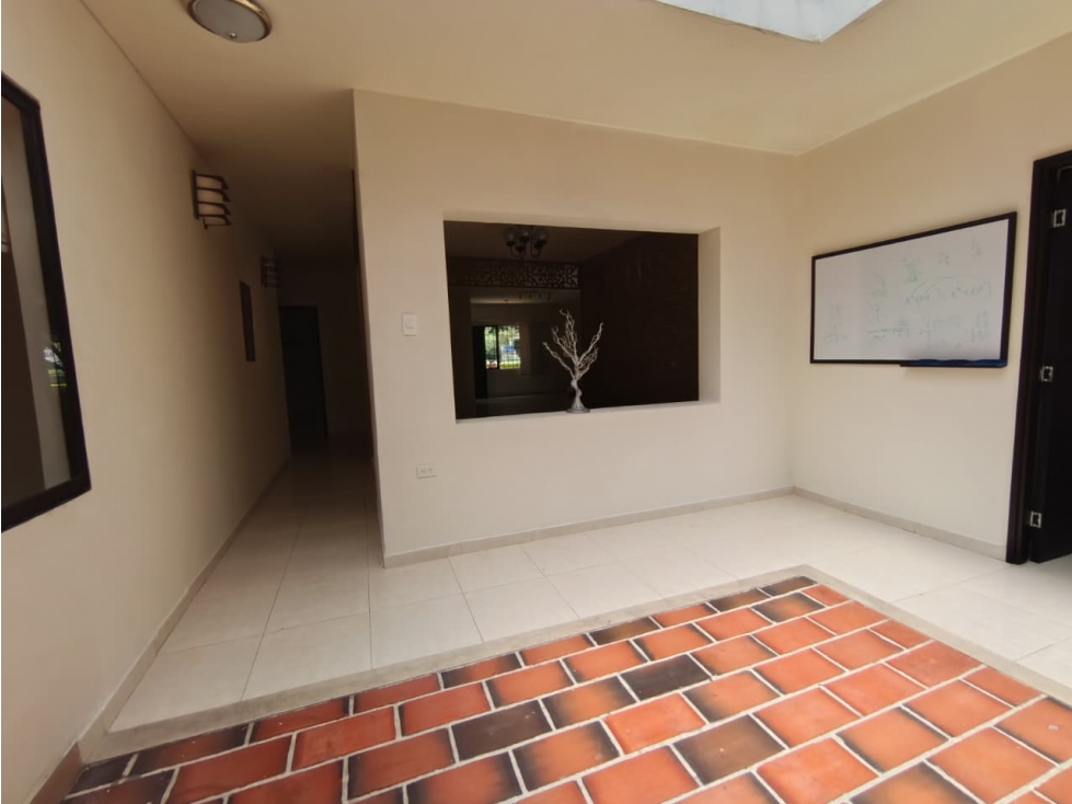 Casa en venta, Sector Laureles. — foto 4