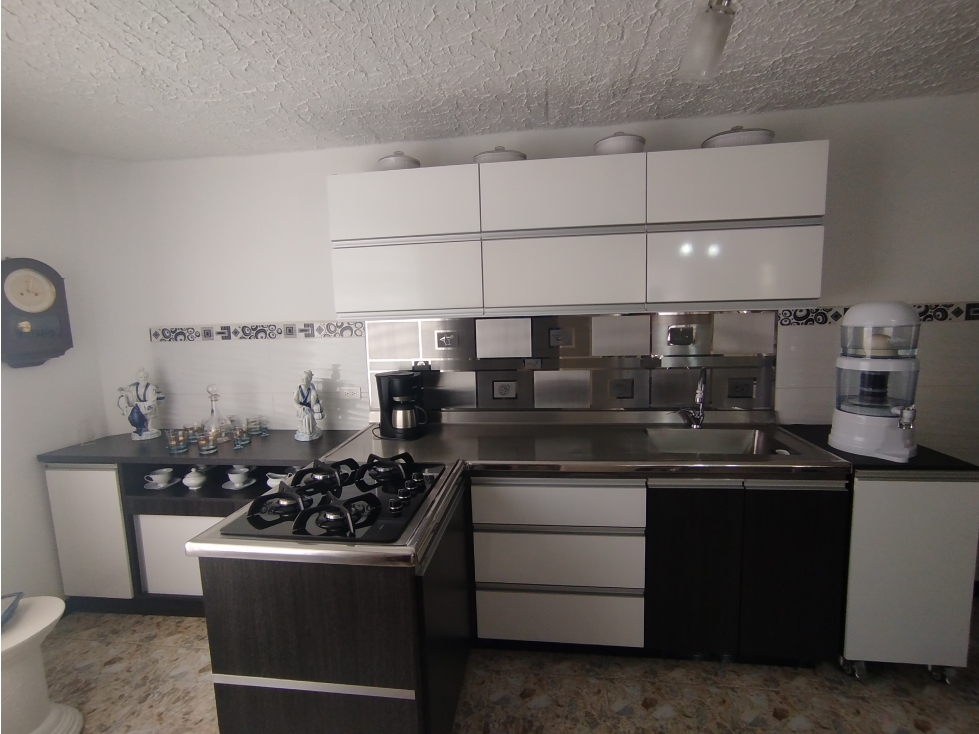 CASA EN VENTA EN SANTA MONICA DOSQUEBRADAS