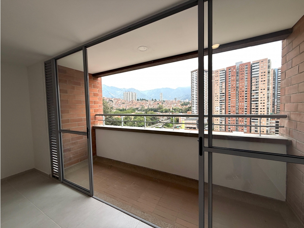 Apartamento en planos para venta.