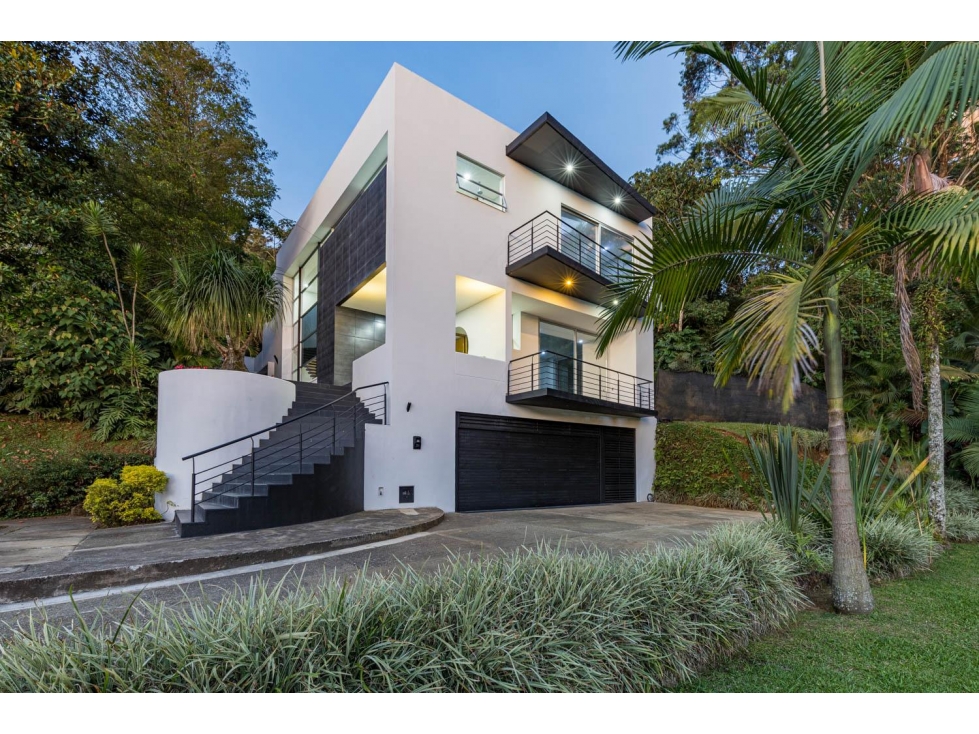Venta de casa en Poblado, sector Loma Cola del Zorro — foto 2