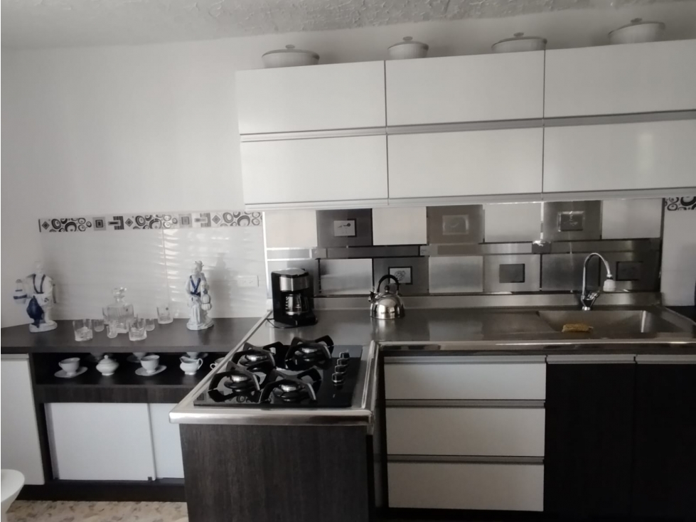 CASA EN VENTA SANTA MÓNICA, DOSQUEBRADAS — foto 5